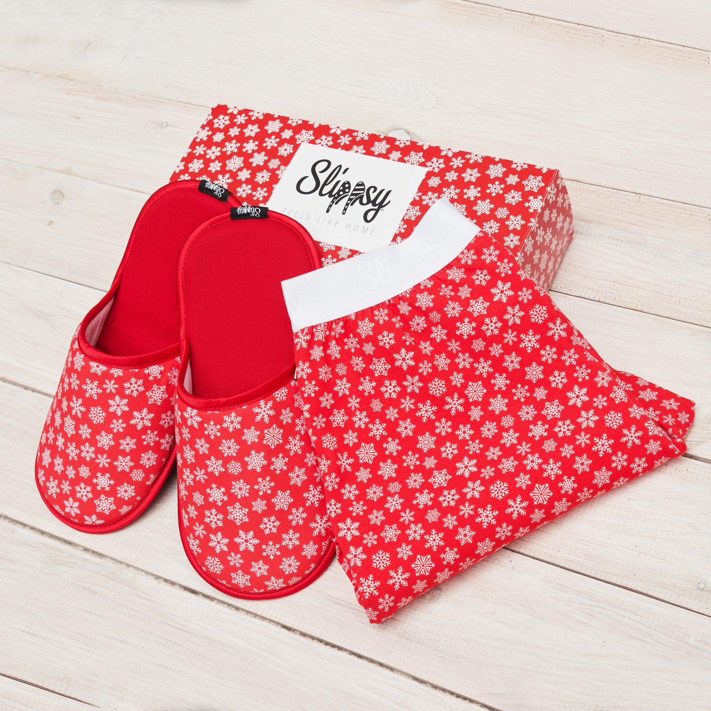 E-shop Slippsy Red girl loungewear set